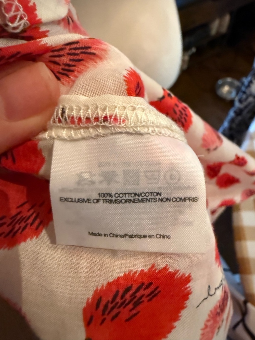 Tory Burch Red Orange Label with Navy Logo - Picture 12 of 12